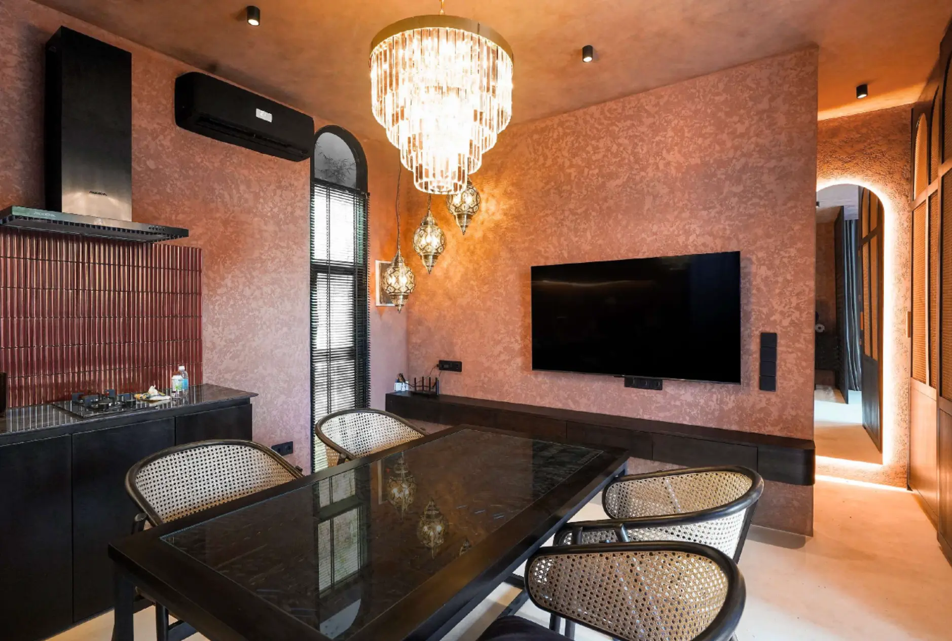HQC Villa Premium — 350 sqm microcement floors, spa elements
