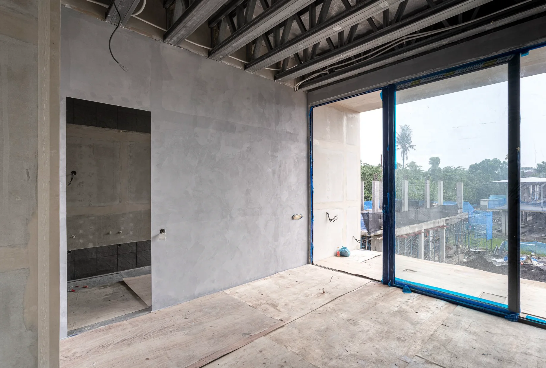 UnitSpace Villa Modern — 280 sqm stone, travertine, niches